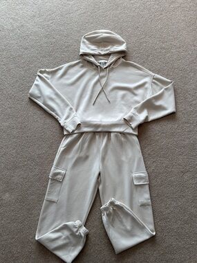 Women's Cream Hooded Jogger Set with Cargo Pockets